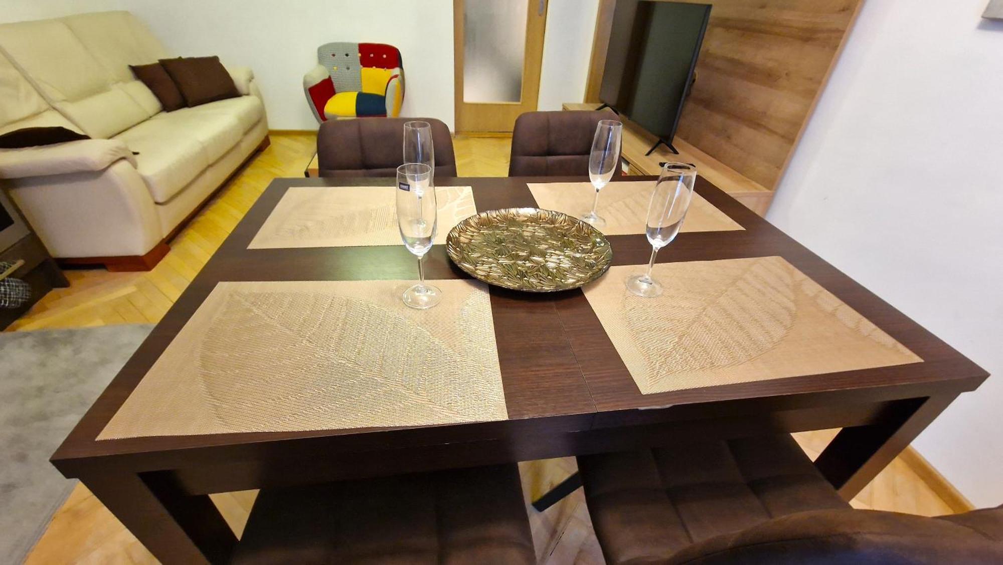 3 Center By Bratislavatrip Apartman *